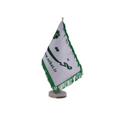 پرچم رومیزی
با قابلیت چاپ آرم به صورت فلوک (مخمل برجسته) بر روی پارچه ساتن سفید همراه با ریشه + پایه سنگ مرمر و میله استیل