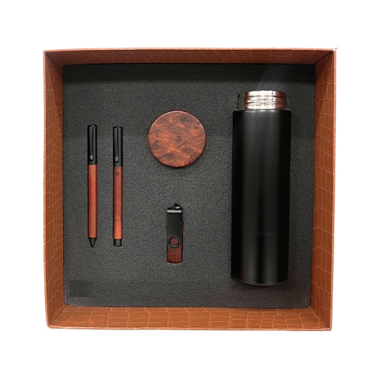 تصویر  ست مدیریتی چهارتیکه