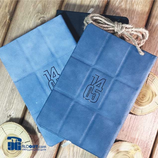 تصویر  سالنامه وزیری روزانه جلدبرجسته مدل پازل